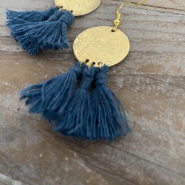 Orecchino Brass blu pavone - immagine 2